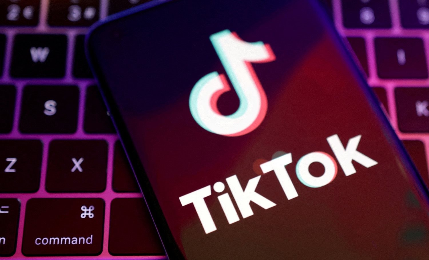 Dịch vụ tăng view tiktok tạo hiệu ứng thu hút người xem